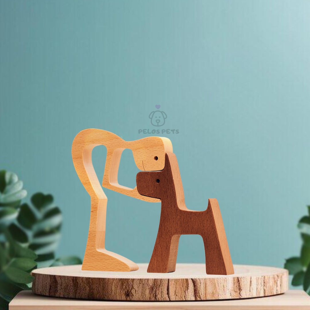 Escultura em Madeira Humano e Pet Sem Raça Definida