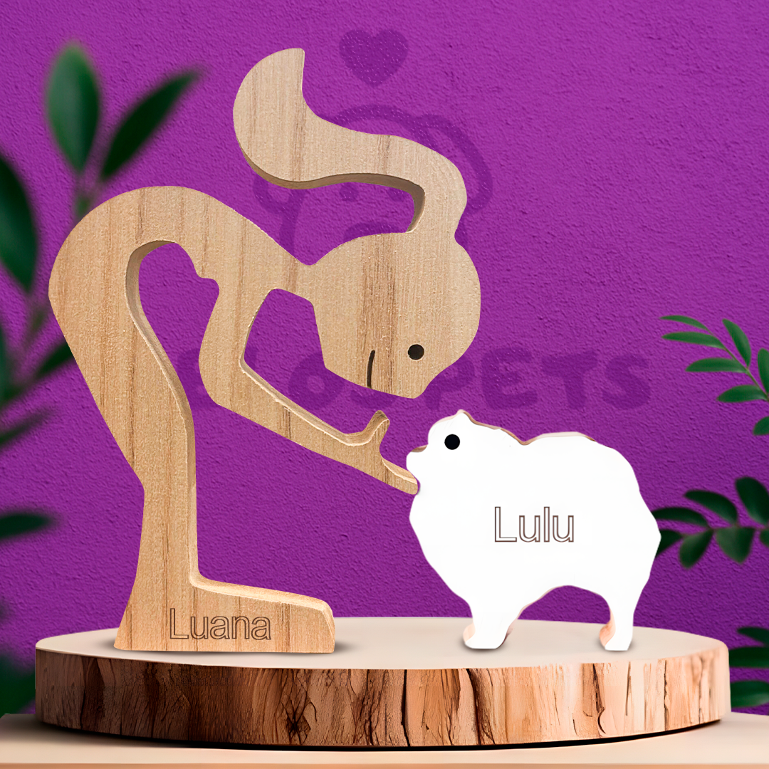 Escultura em Madeira Lulu da Pomerânia
