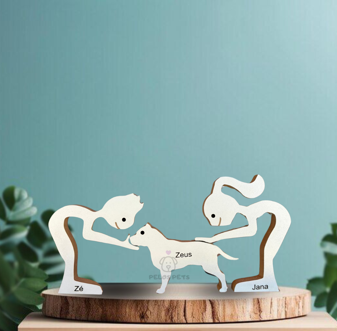 Escultura em Madeira Pelos Pets (Casal + Pet)