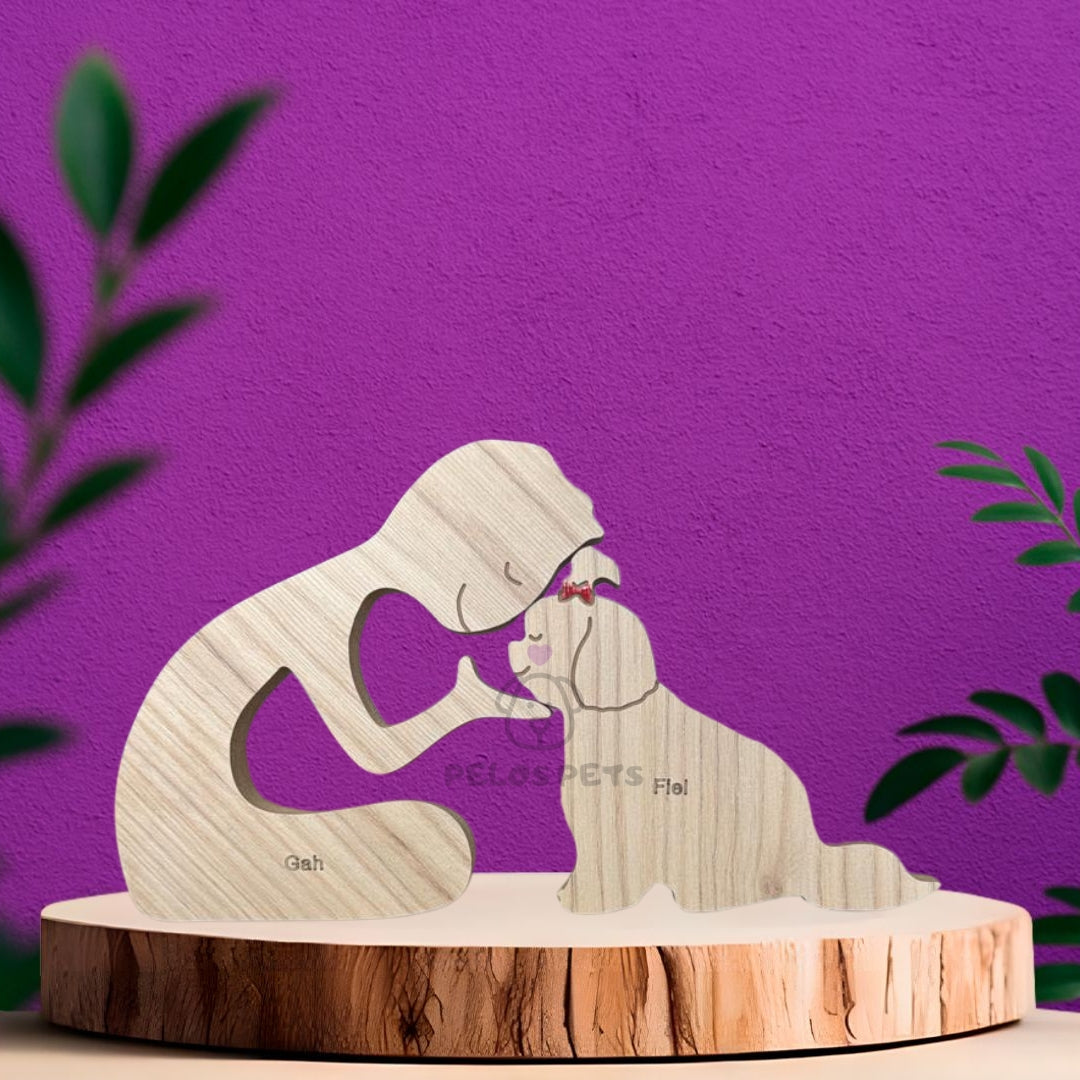 Escultura em Madeira Humano Sentado e Pet
