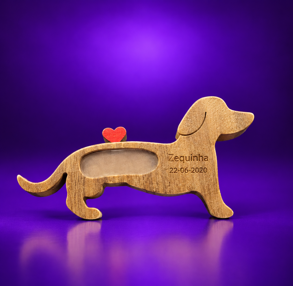 Escultura em Madeira Salsicha (Dachshund)