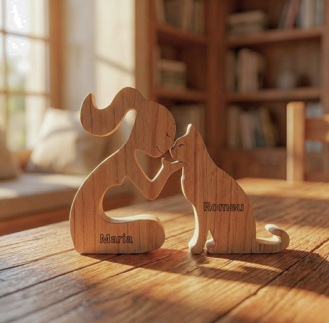 Escultura em Madeira Humano Sentado e Pet