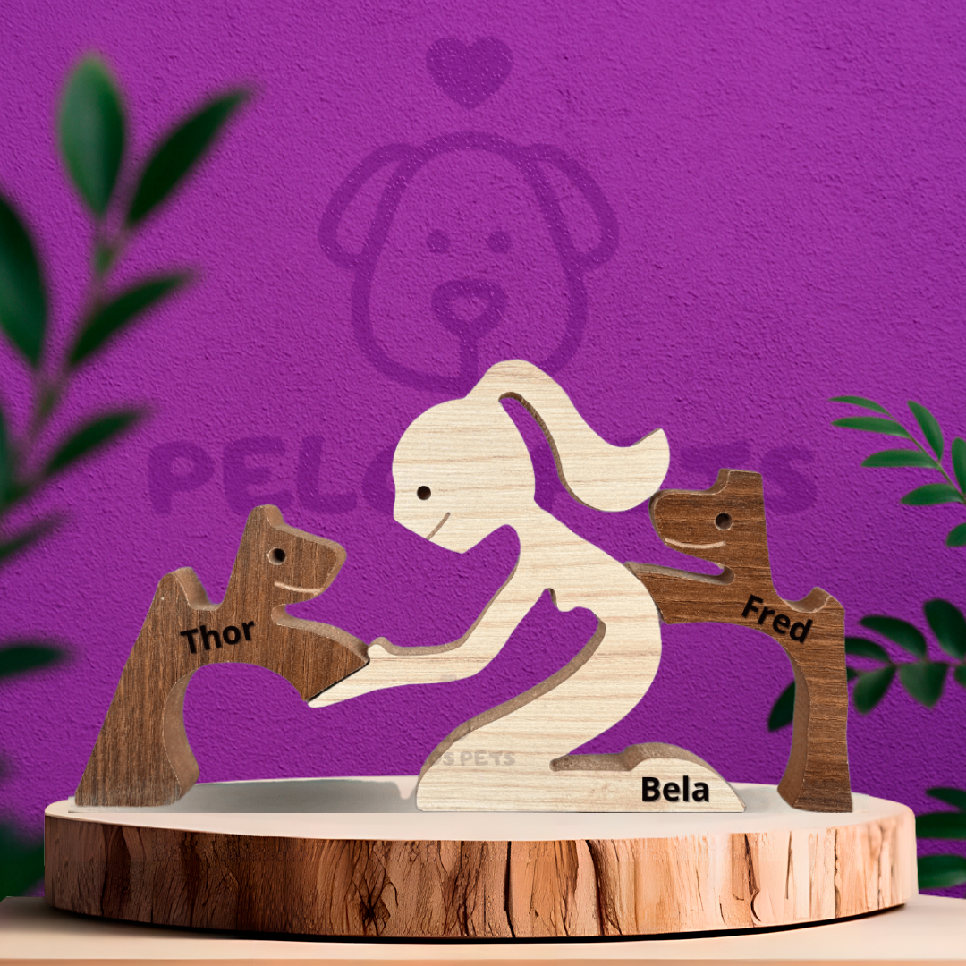 Escultura em Madeira Humano e Dois Pets